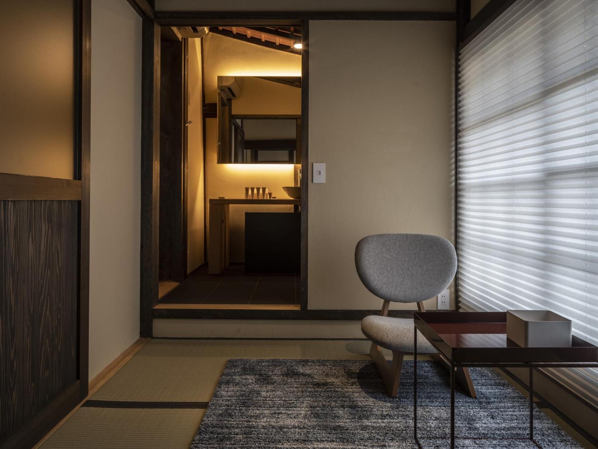 Nipponia Hotel Ozu Castle Town Exterior photo